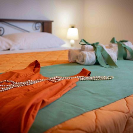 Sunshine Apartments Trappeto  Bagian luar foto