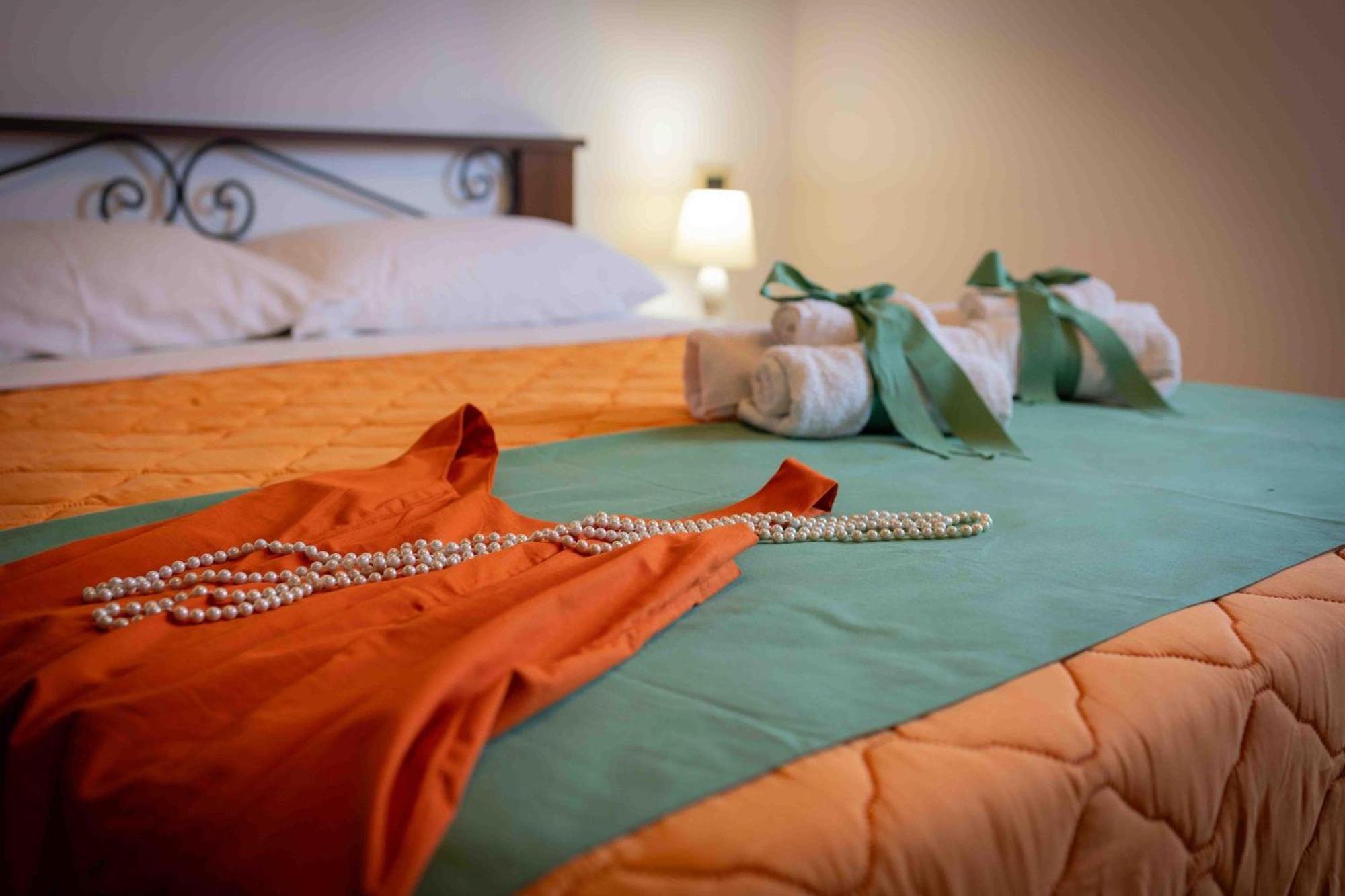 Sunshine Apartments Trappeto  Bagian luar foto