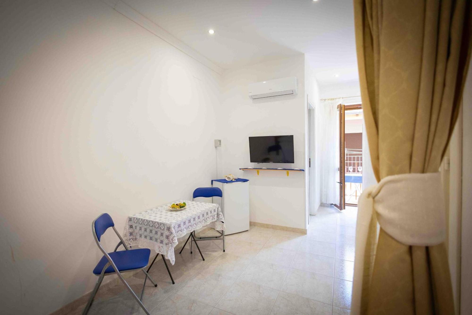 Sunshine Apartments Trappeto  Bagian luar foto