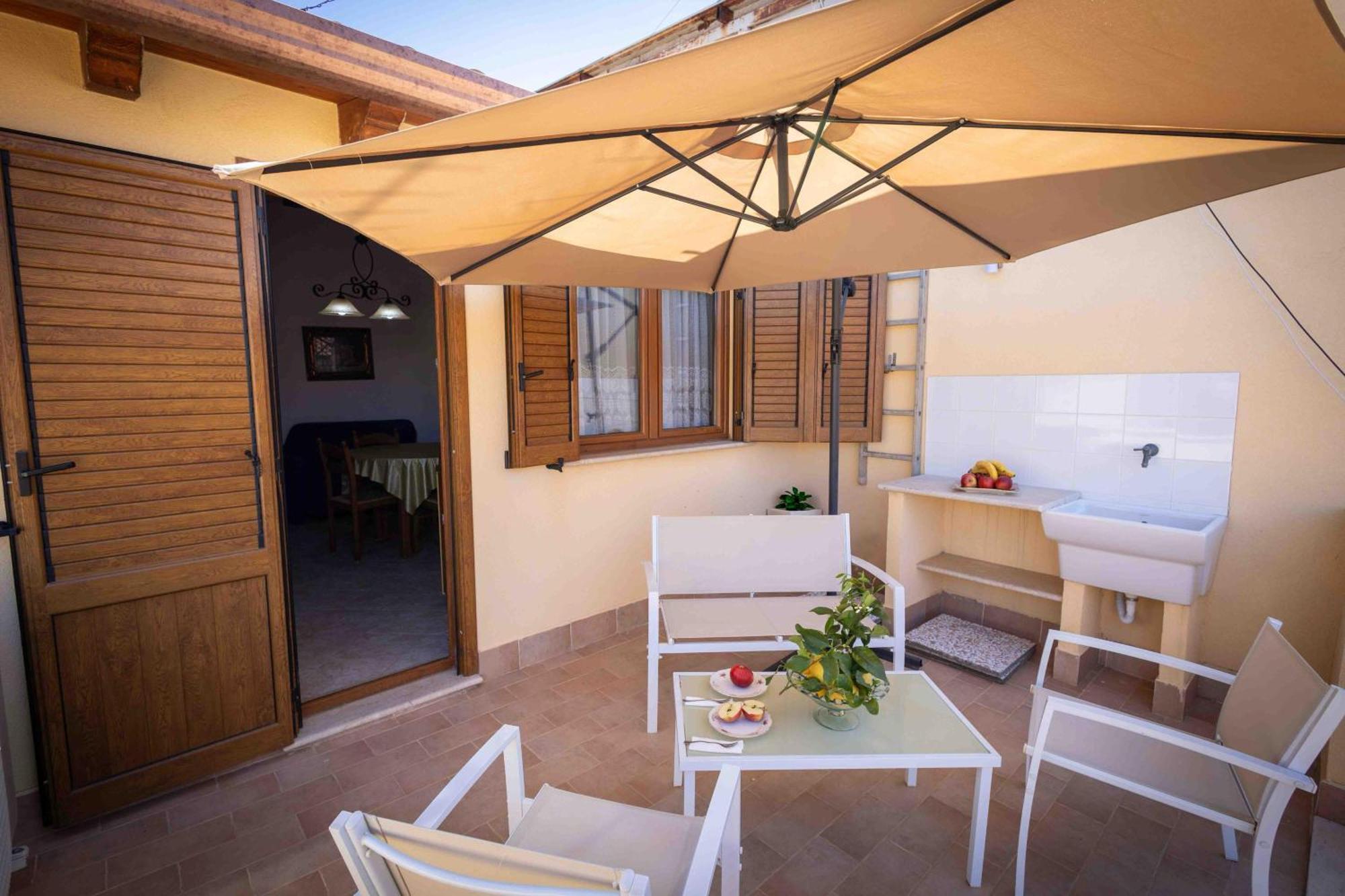 Sunshine Apartments Trappeto  Bagian luar foto